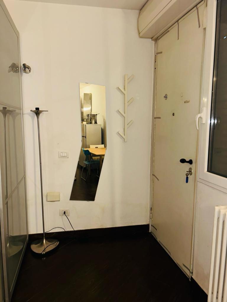 Prada Apartment Милан Экстерьер фото
